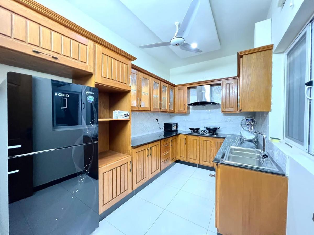 Luxury Apartment Rentals Islamabad Exterior photo